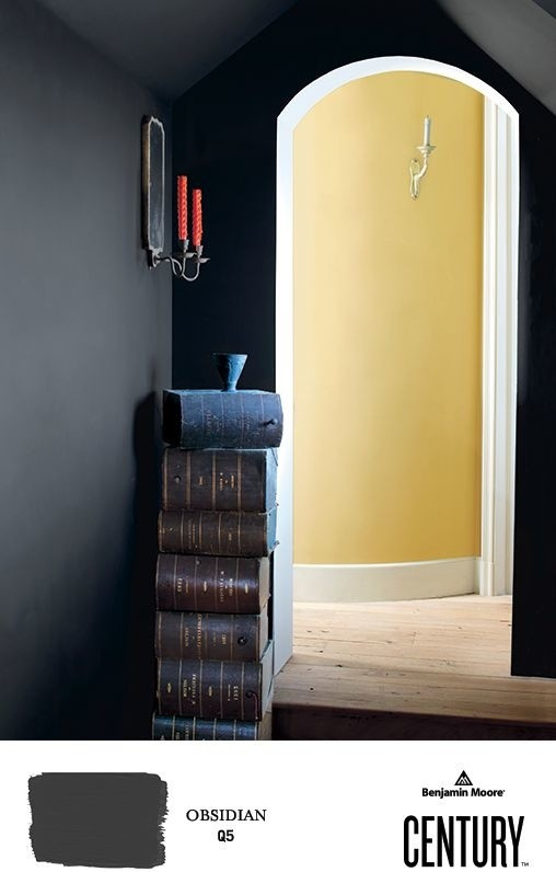 Benjamin Moore, Century,  цвет OBSIDIAN Q5