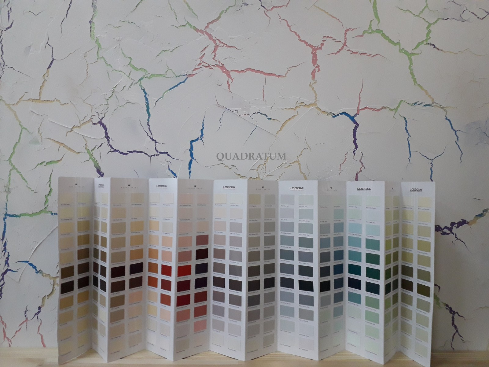 Салон "QUADRATUM" в ТК"Загородный дом"