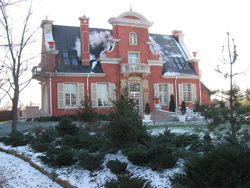 Отель Old House Resort & Spa