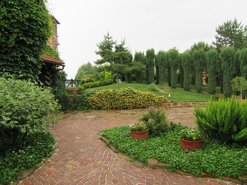 Отель Old House Resort & Spa