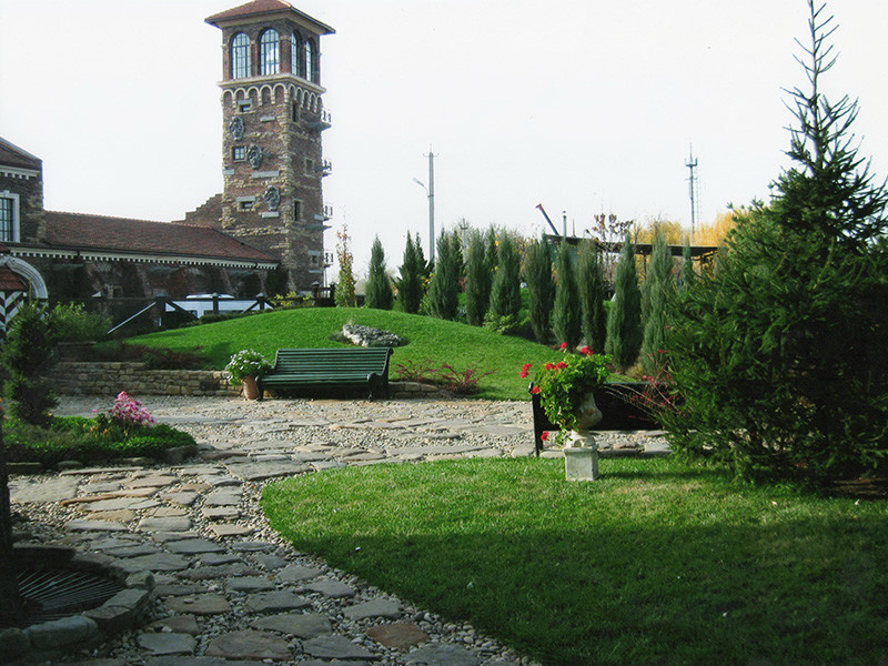 Отель Old House Resort & Spa