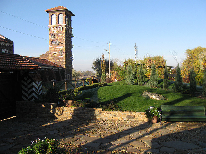 Отель Old House Resort & Spa