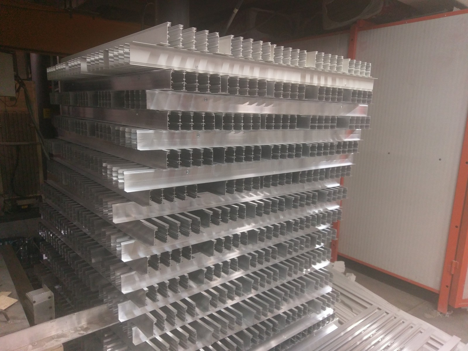 Производство щелевых решеток