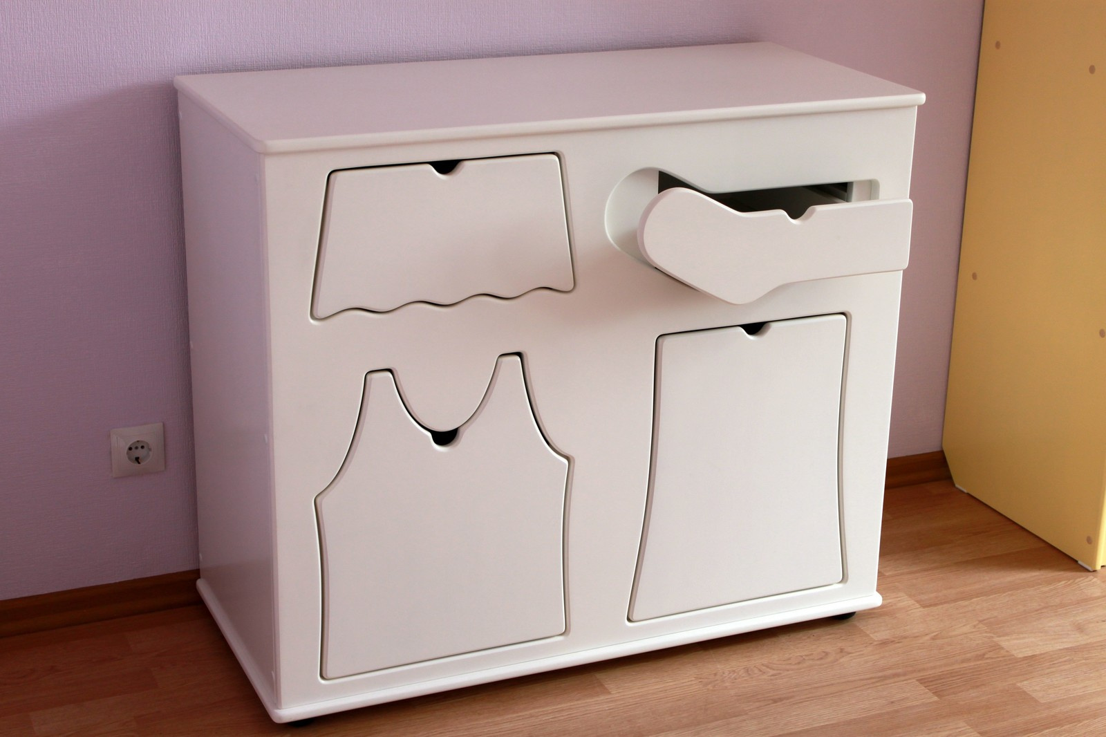 Мебель для детских комнат