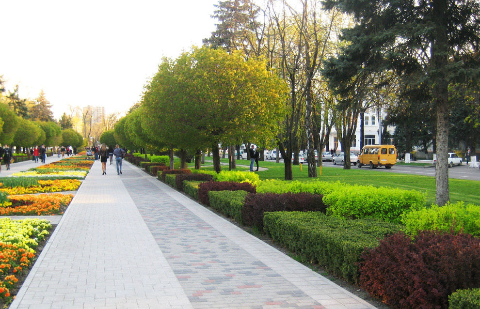 Бульвар на ул. Красной