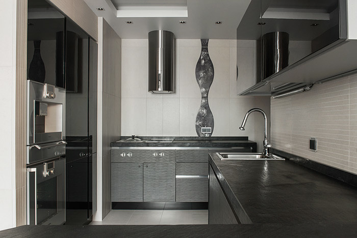 Кухня в квартире на Бульваре им. Генерала Карбышева