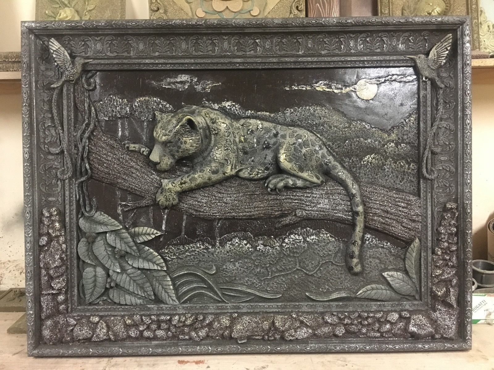 картина в камне "ЯГУАР"