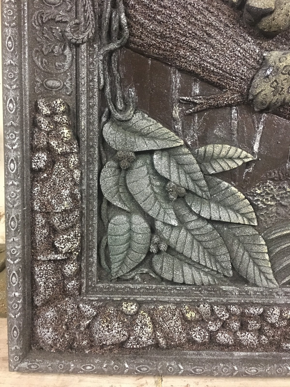 Обложка проекта: картина в камне "ЯГУАР"