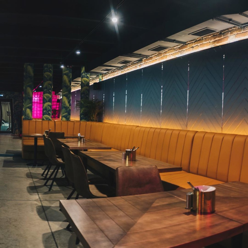 Проект кафе Middle Bar