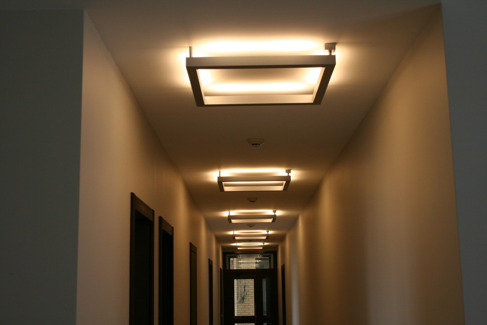 Светильники потолочные