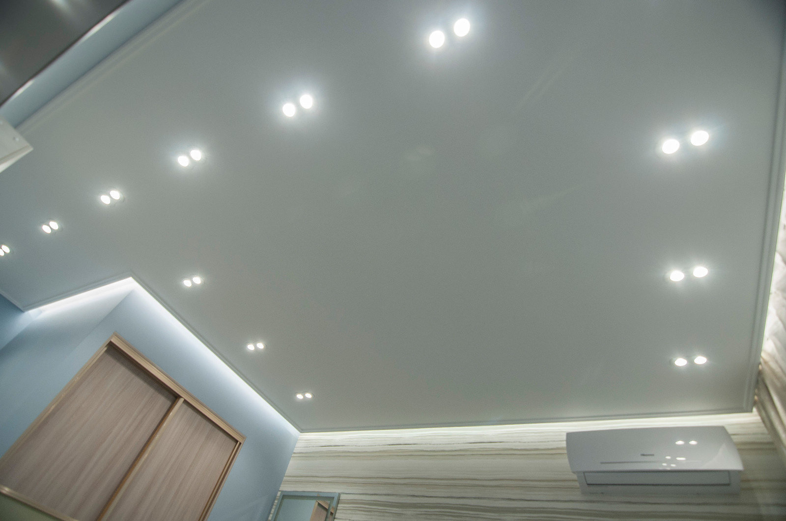 Потолок с спальне.