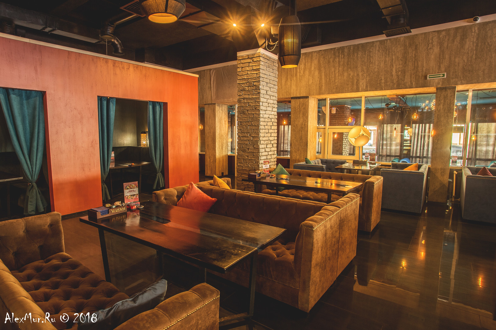 Интерьерные фотографии ресторана "Vozdyh"