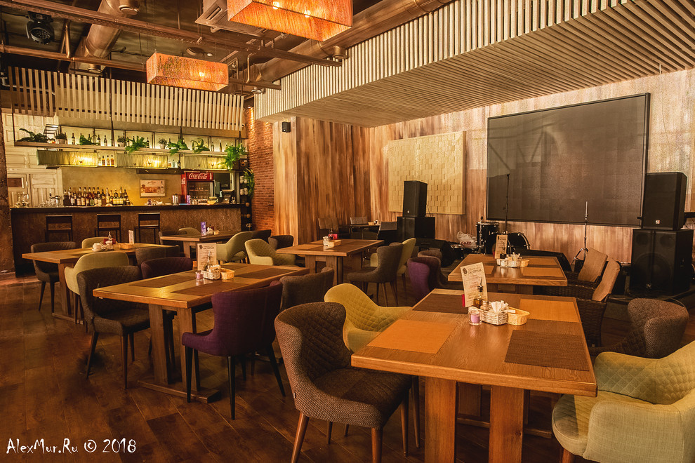 Интерьерные фотографии ресторана "Пастернак"