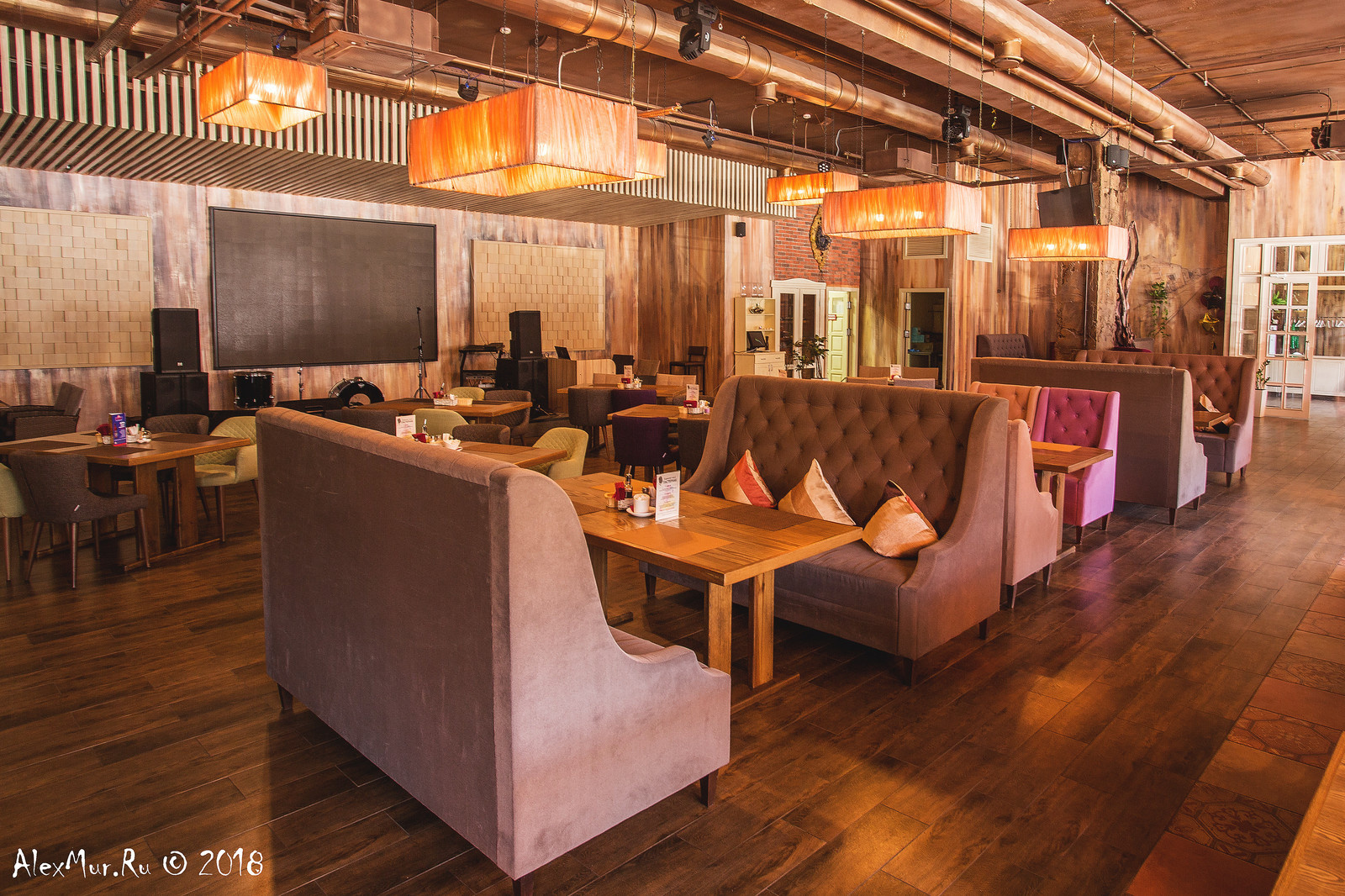 Интерьерные фотографии ресторана "Пастернак"