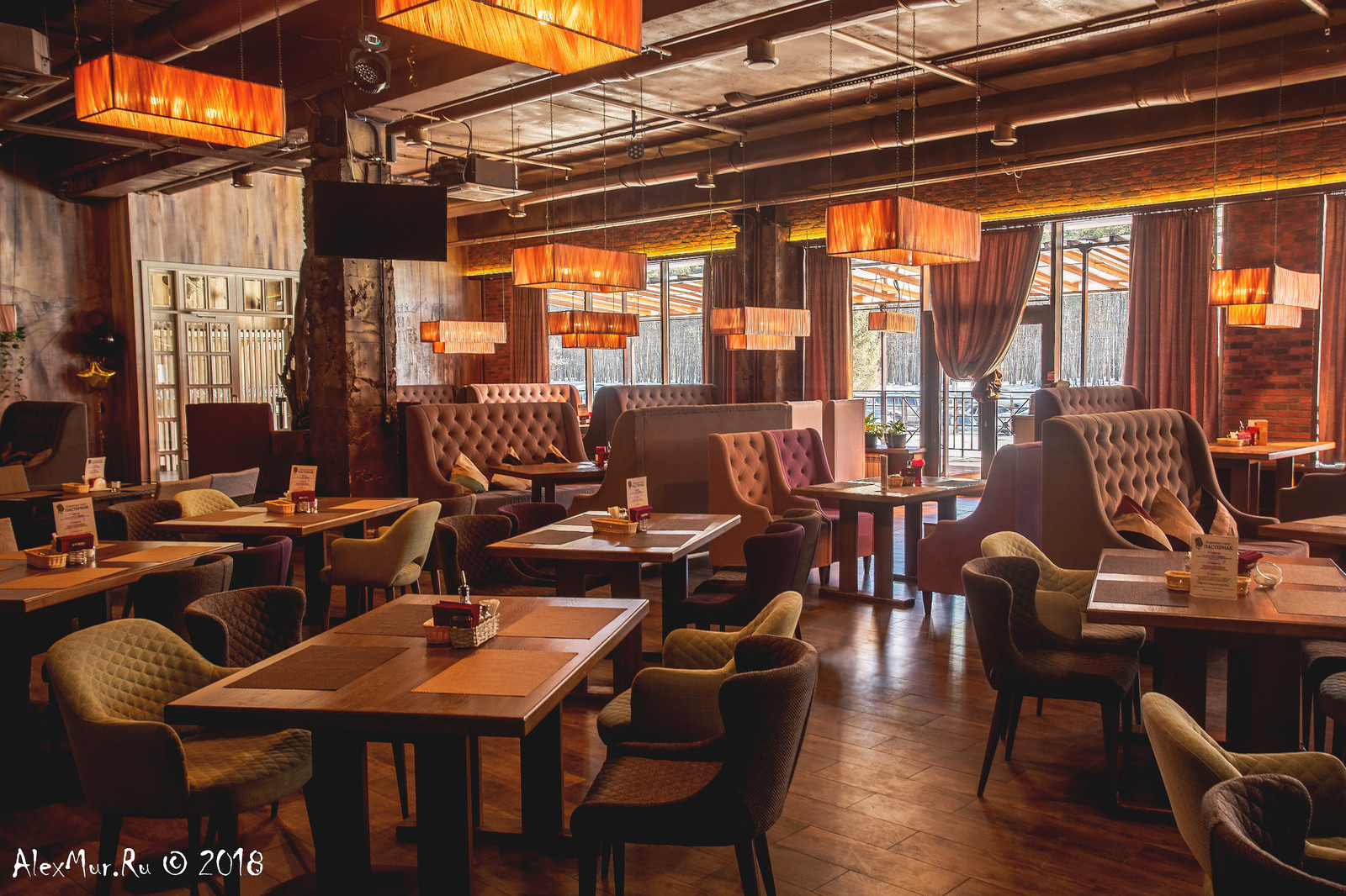 Интерьерные фотографии ресторана "Пастернак"