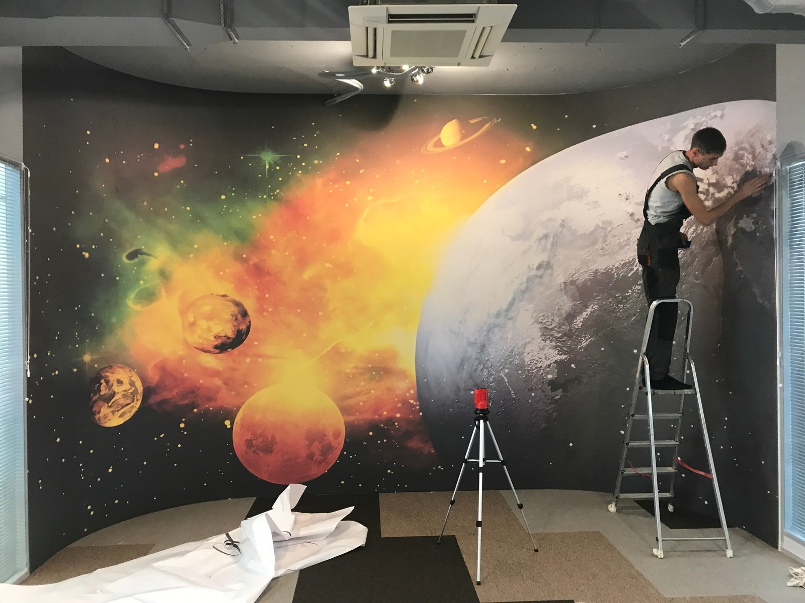 ФОТООБОИ и другие