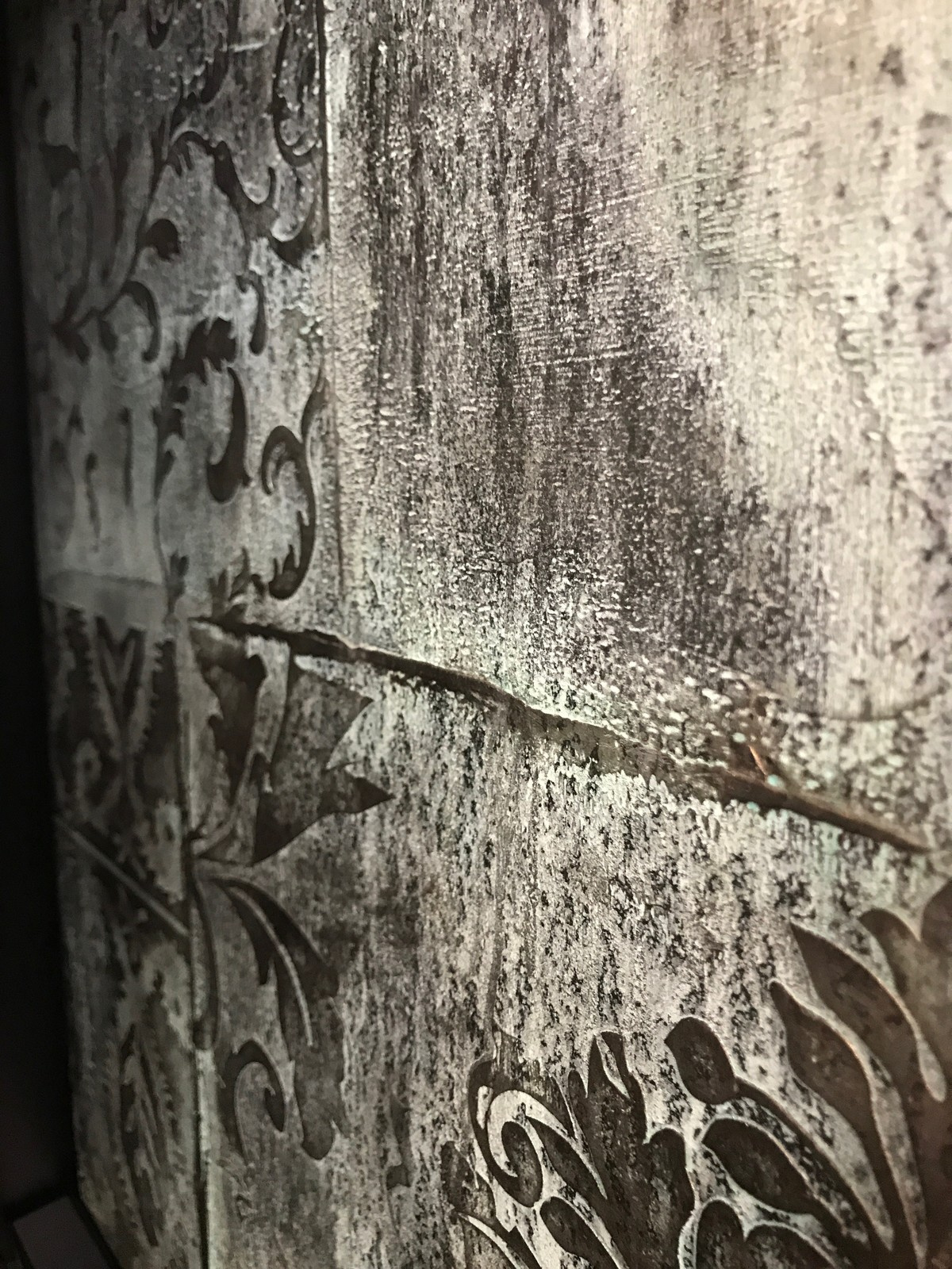 Accents for walls