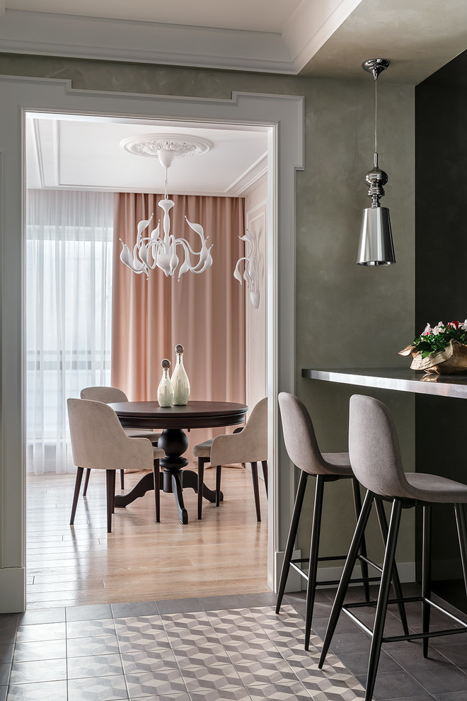 Квартира с птицами для студентки - 89,48 м²