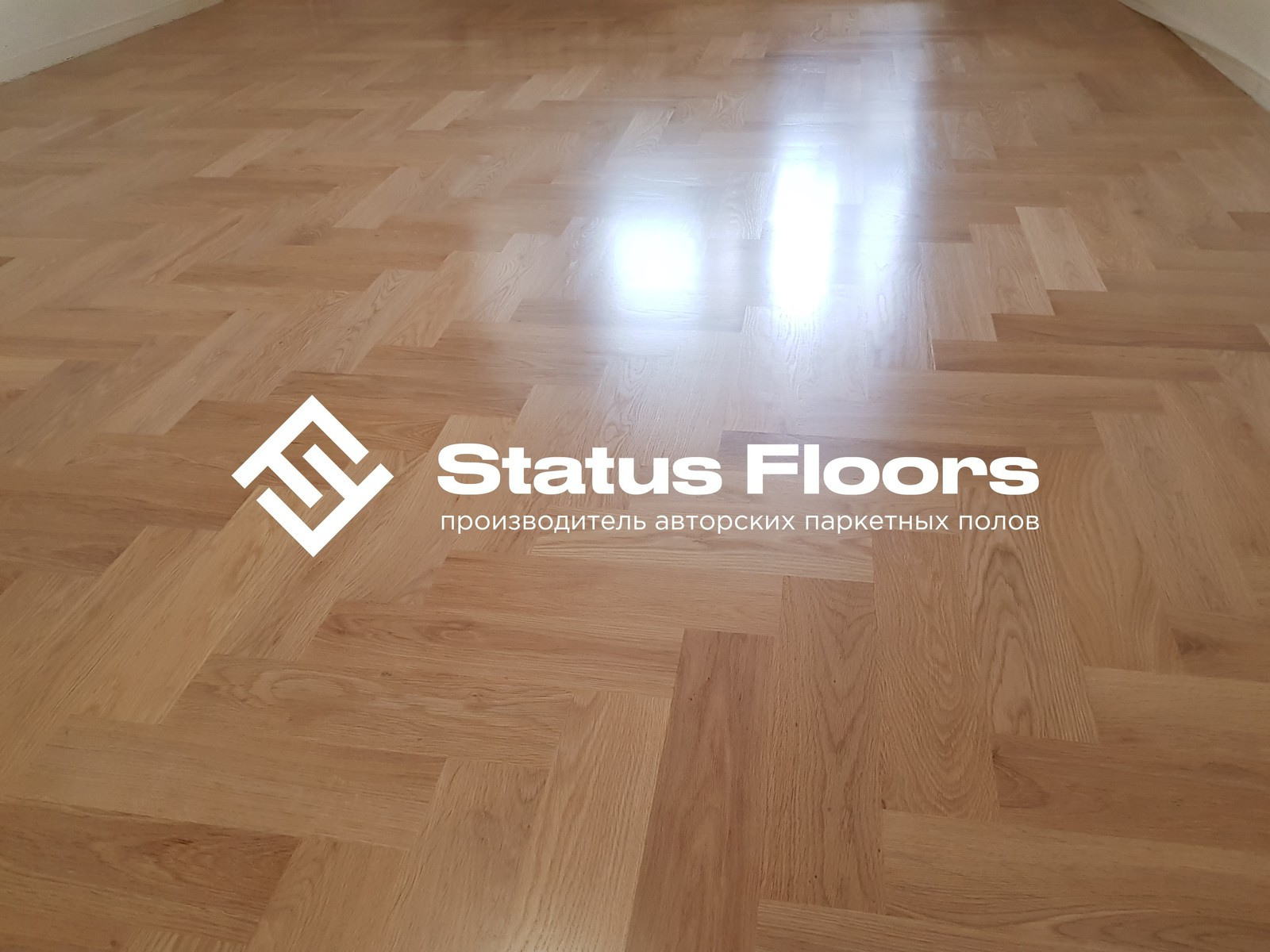 Штучный паркет - дуб в сортровке натур (лакирование на объекте)
