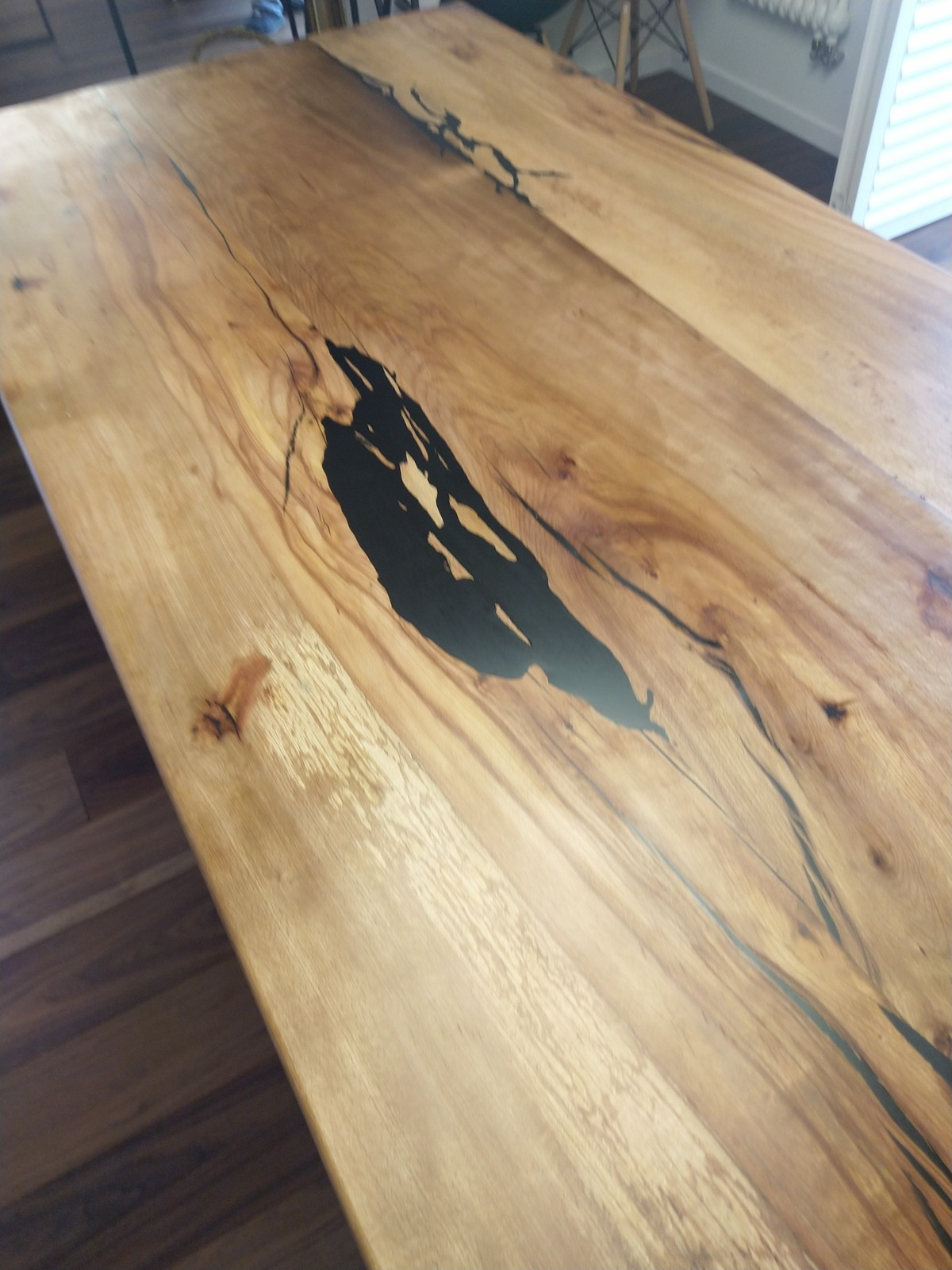 Обеденный стол из слэбов бука