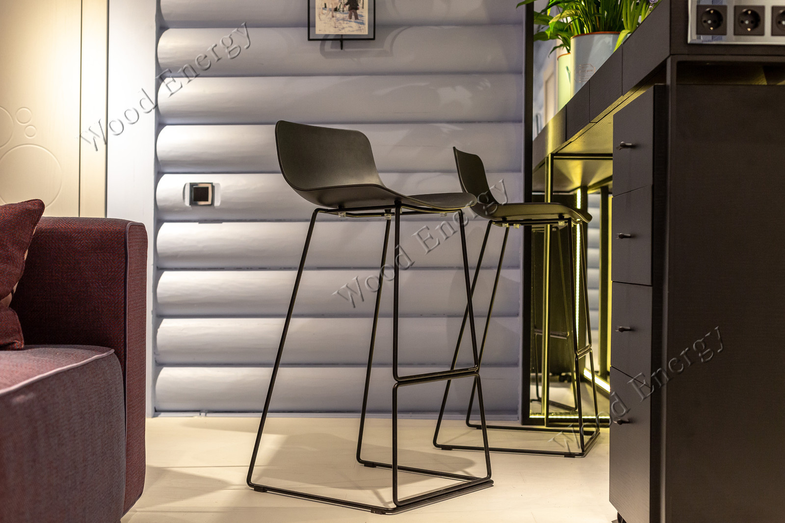 Обложка проекта: Дизайнерский стол визажиста