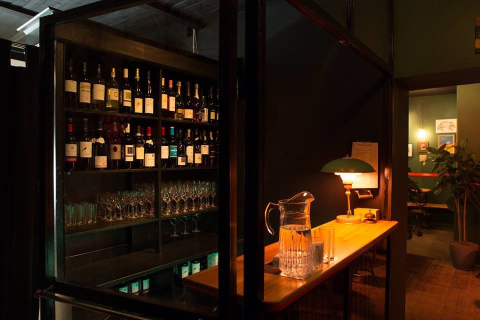 Секретный бар