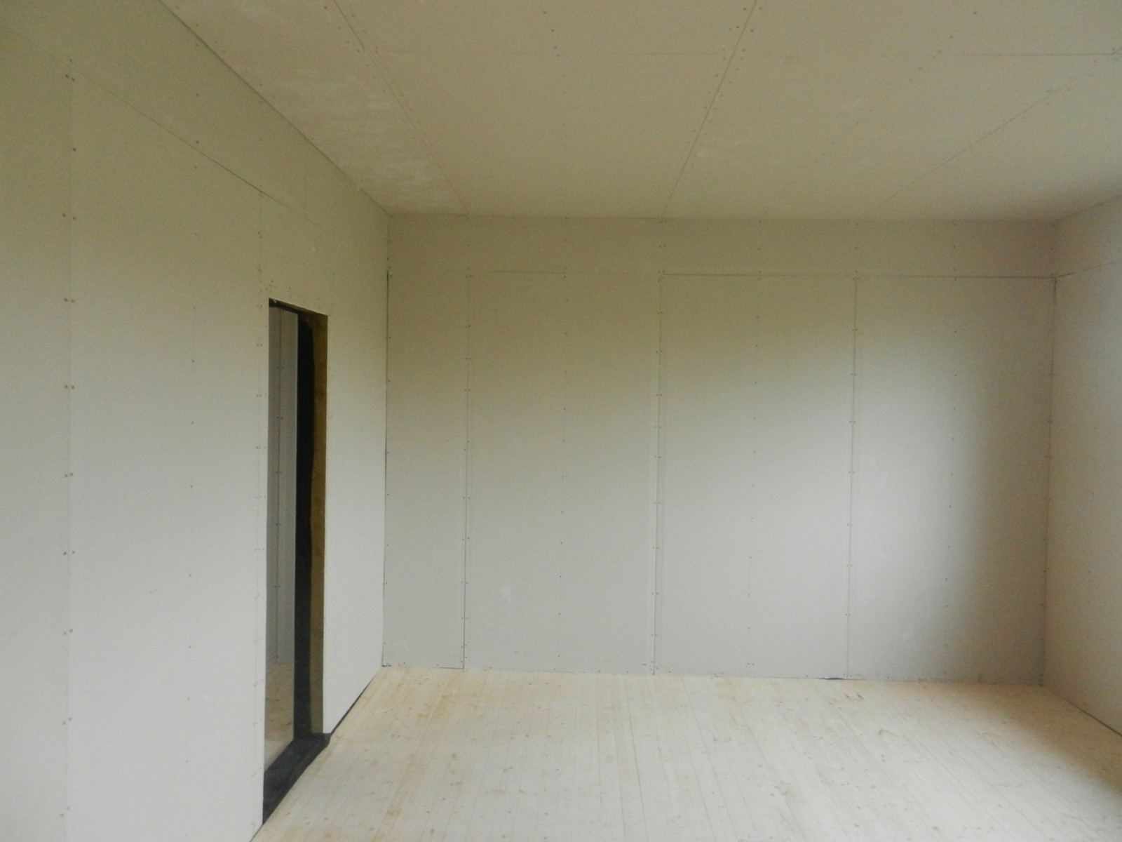 Каркасный дом размером 9х9 метров