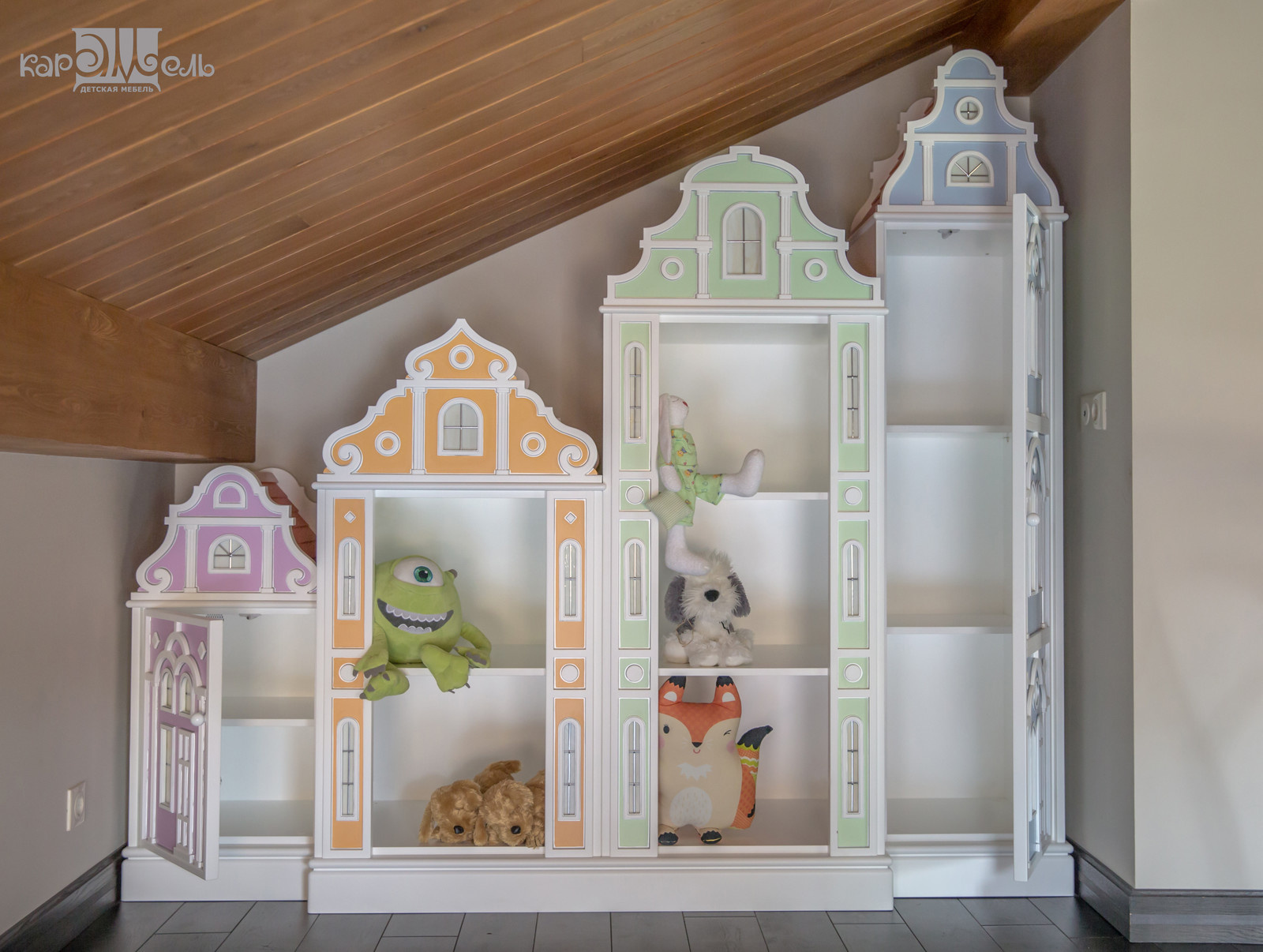 Игровой уголок в детской спальне