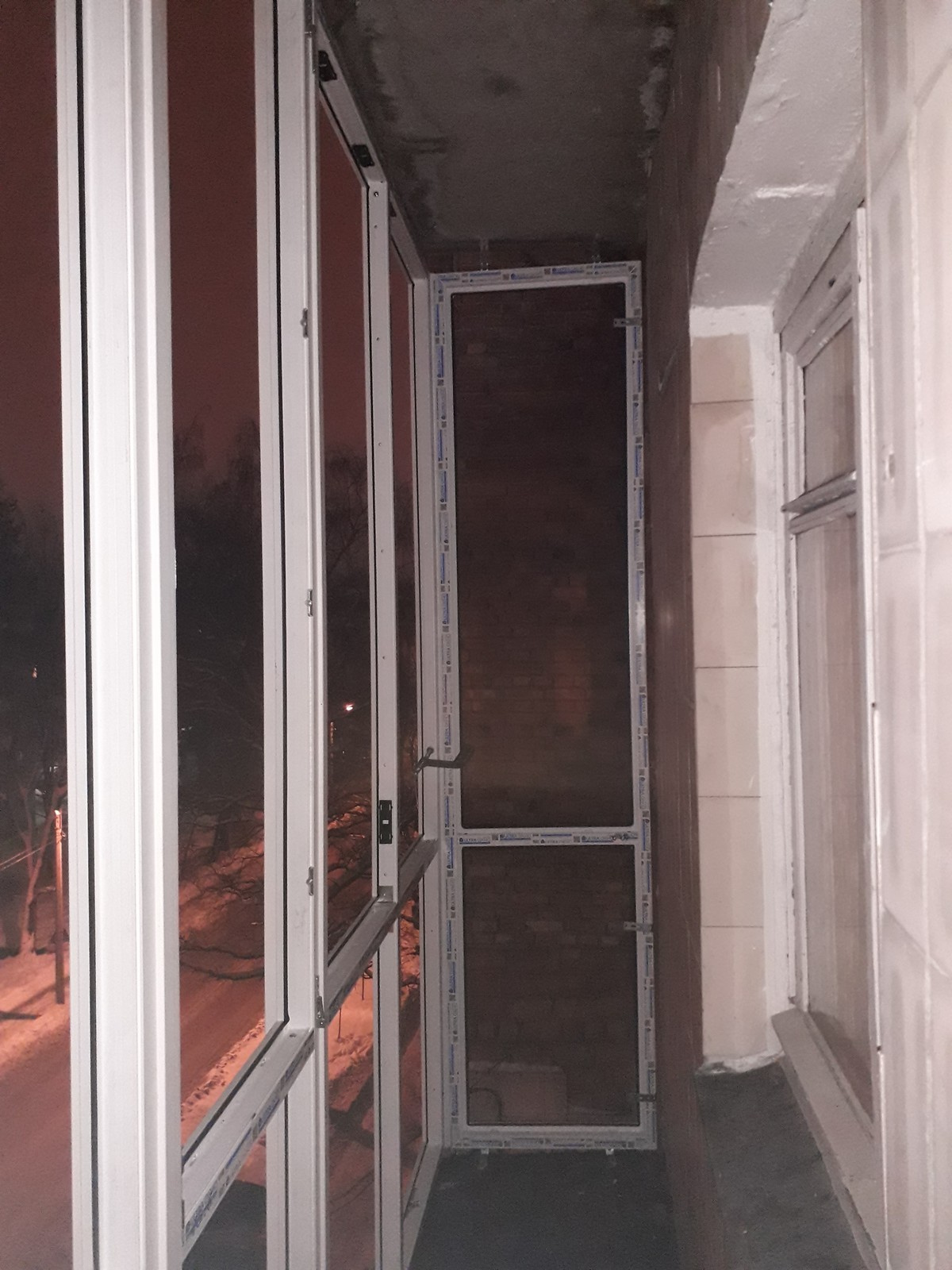 Балкон в пол