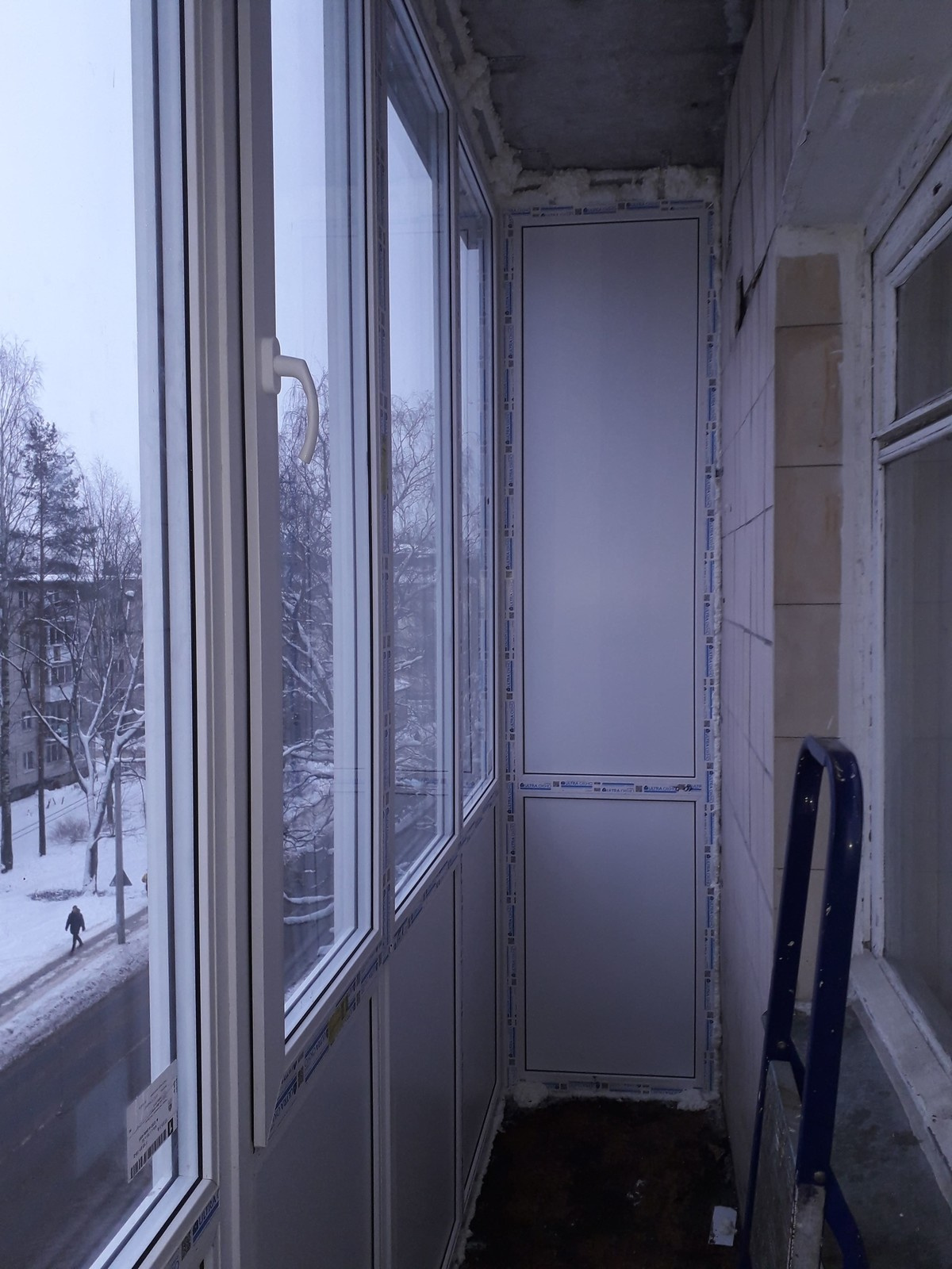 Балкон в пол