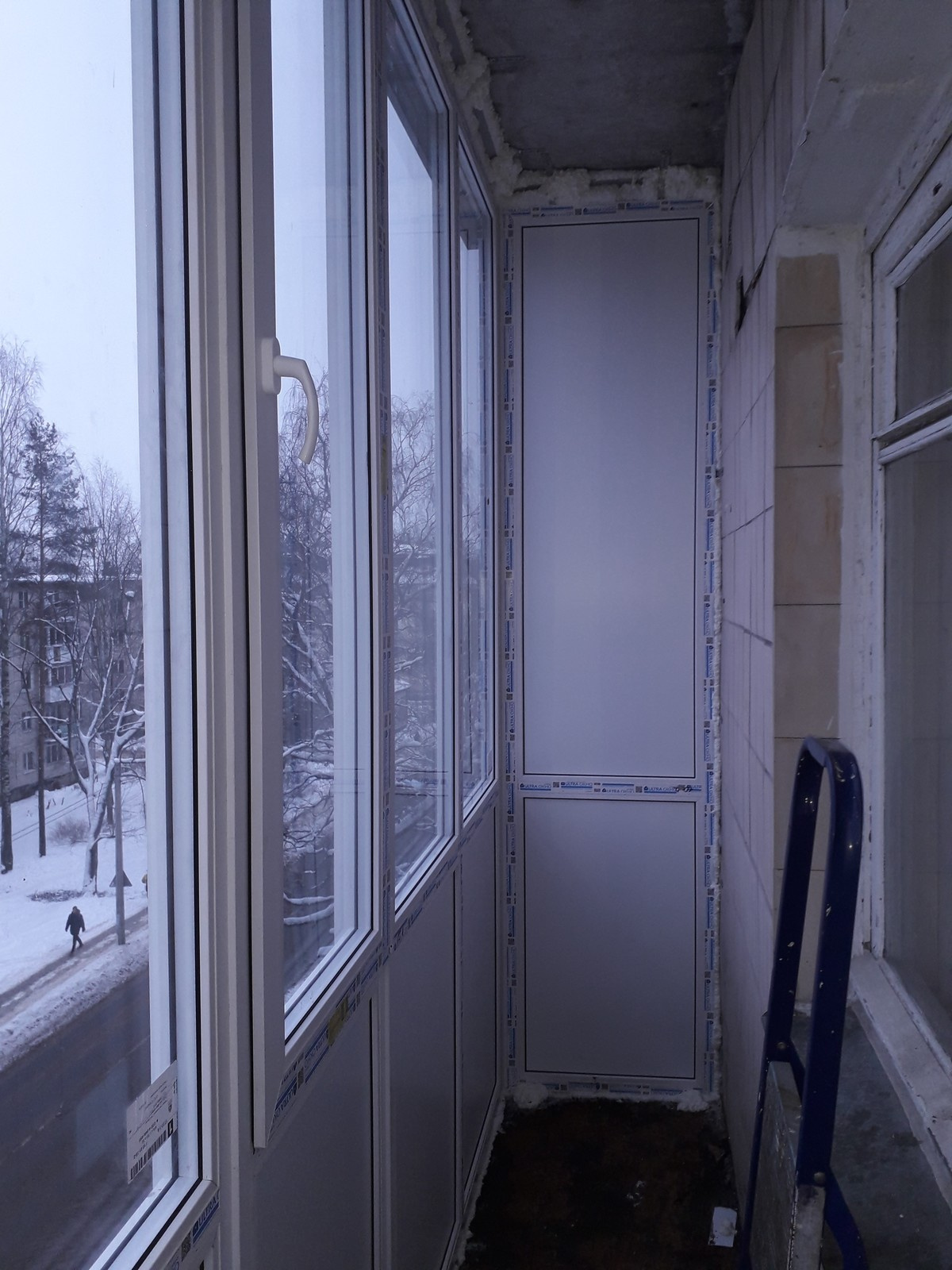 Балкон в пол