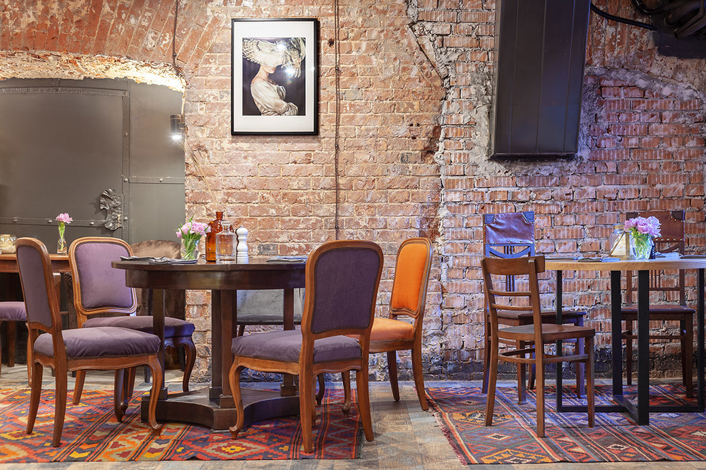 Angel-8. Небольшой бар в Туле.