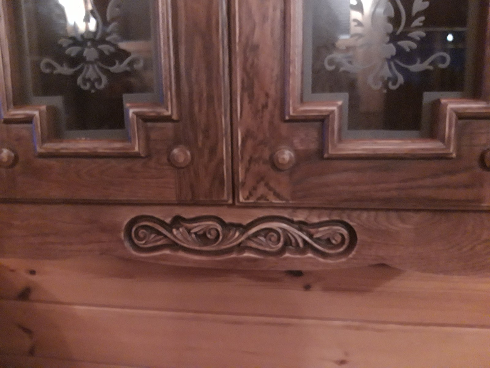 Обложка проекта: Винтажный буфет