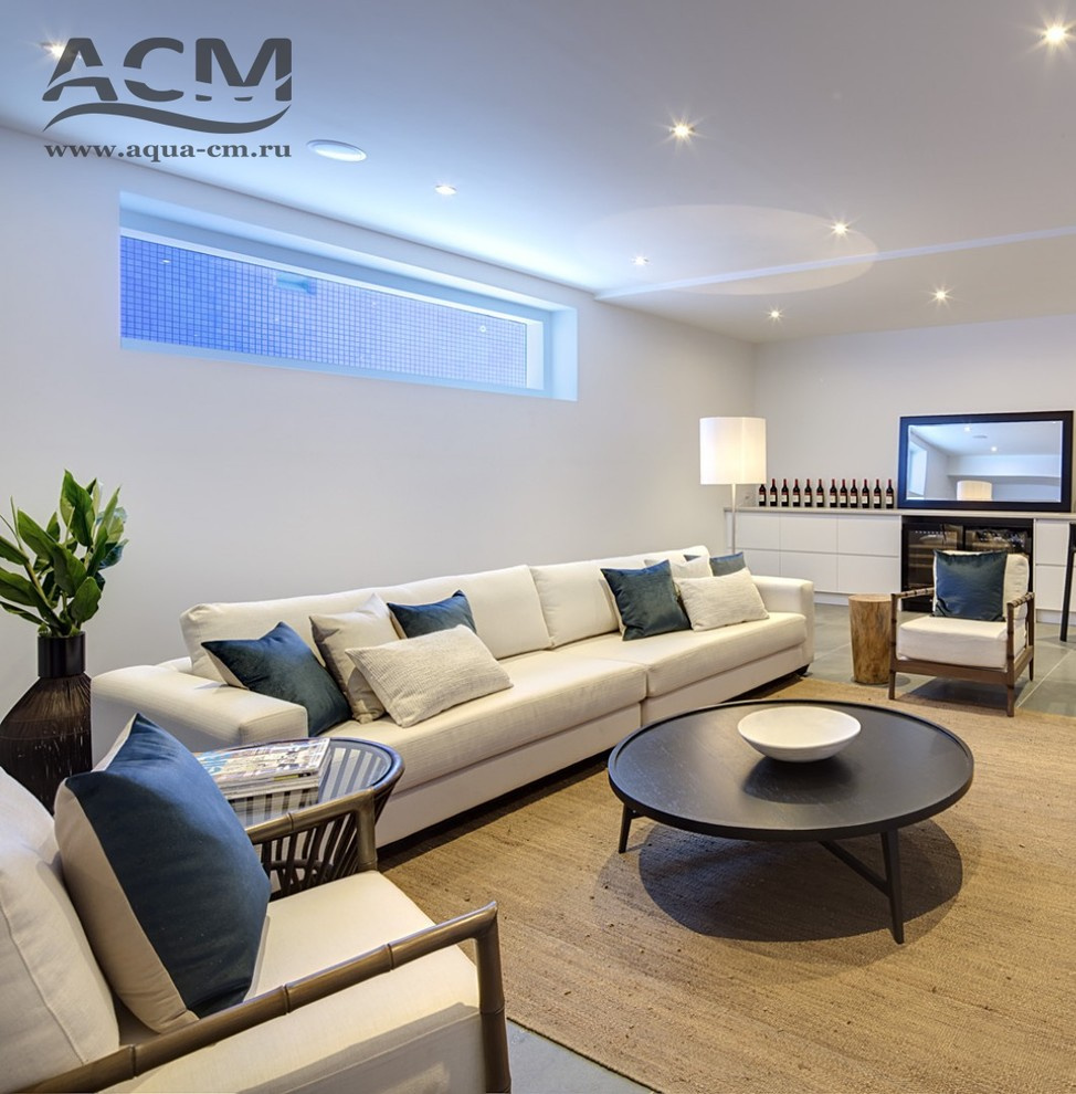 Обложка проекта: Подводное окно (иллюминатор / борт) в бассейне