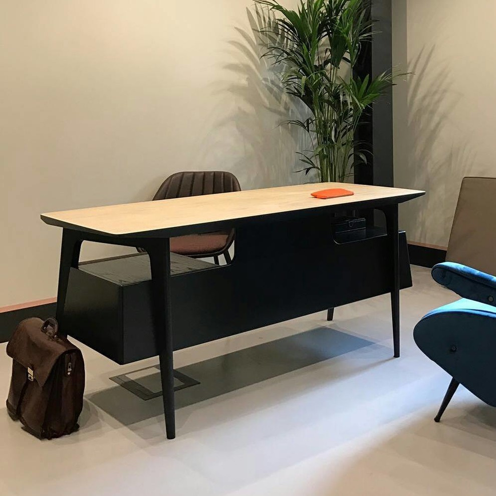 Мебель Kopmannfurniture для адвокатского бюро по проекту Екатерины Лашмановой