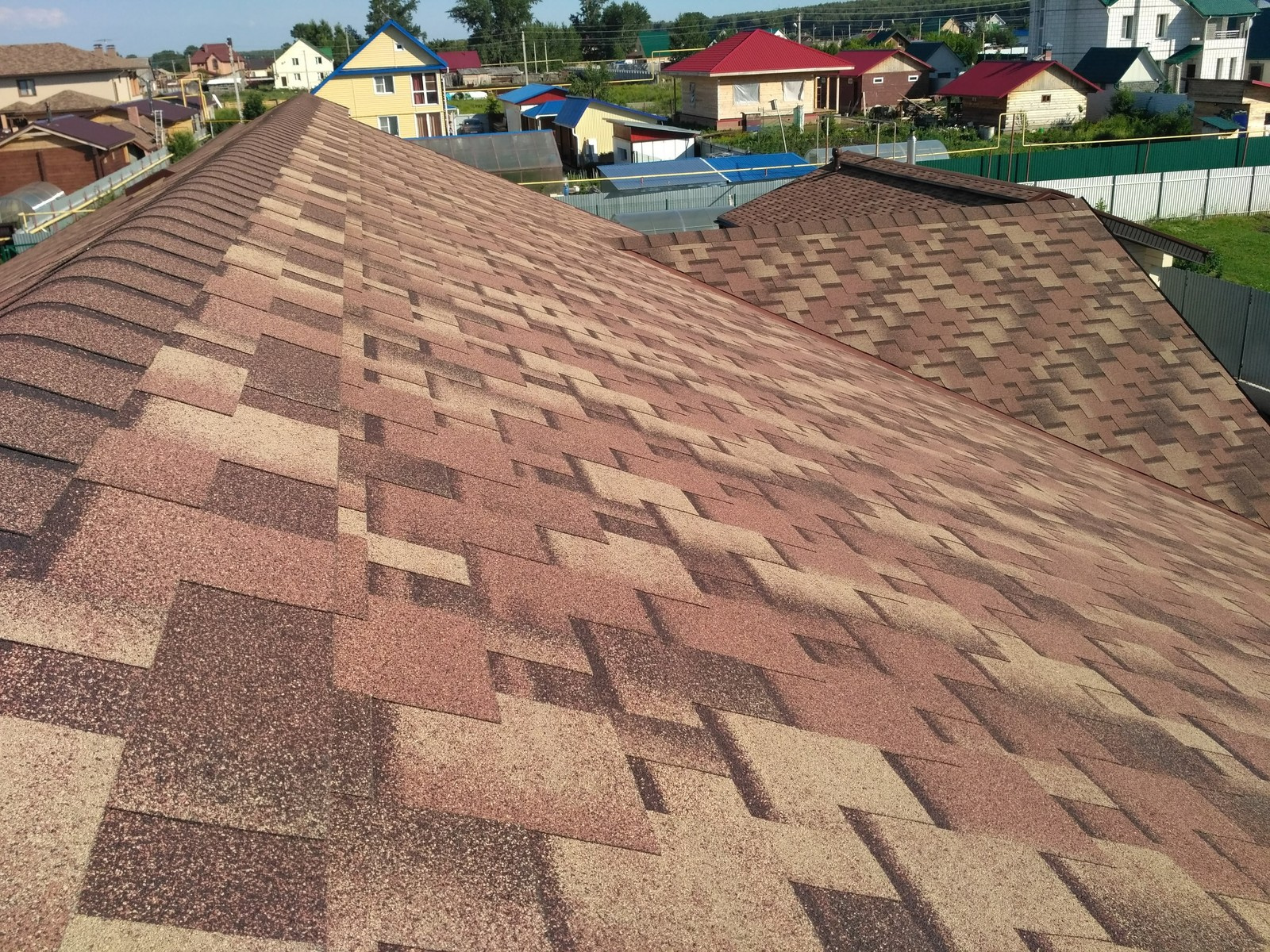 Гибкая черепица, дом из клееного бруса