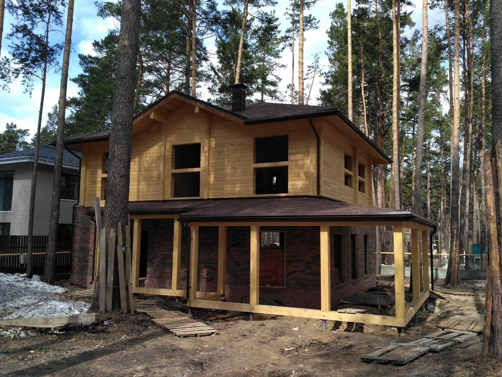 Гибкая черепица, дом из клееного бруса