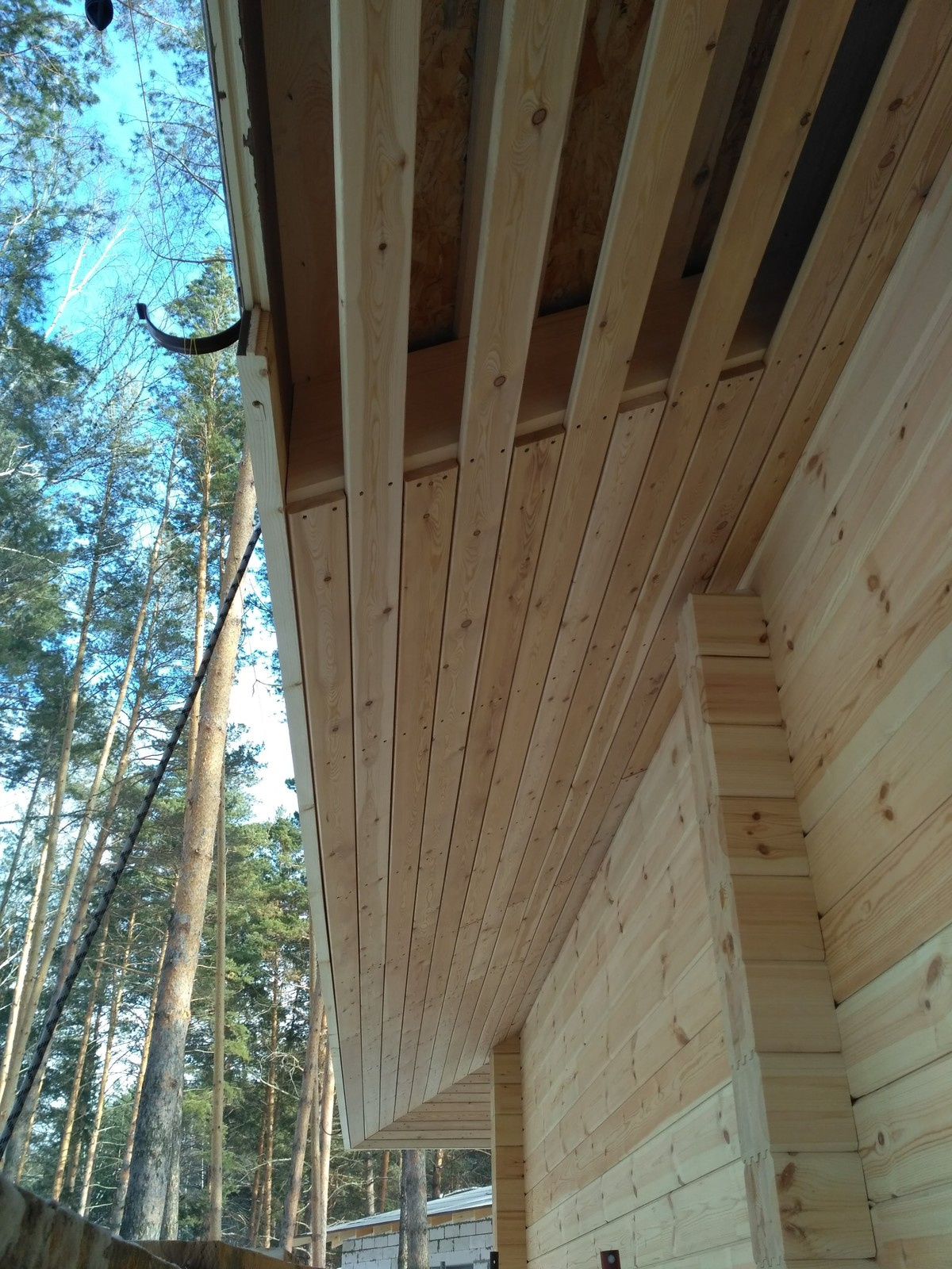 Гибкая черепица, дом из клееного бруса