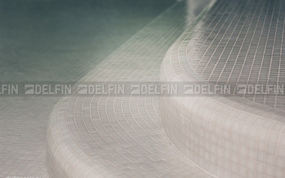 Обложка проекта: Белоснежный бассейн с диско подсветкой