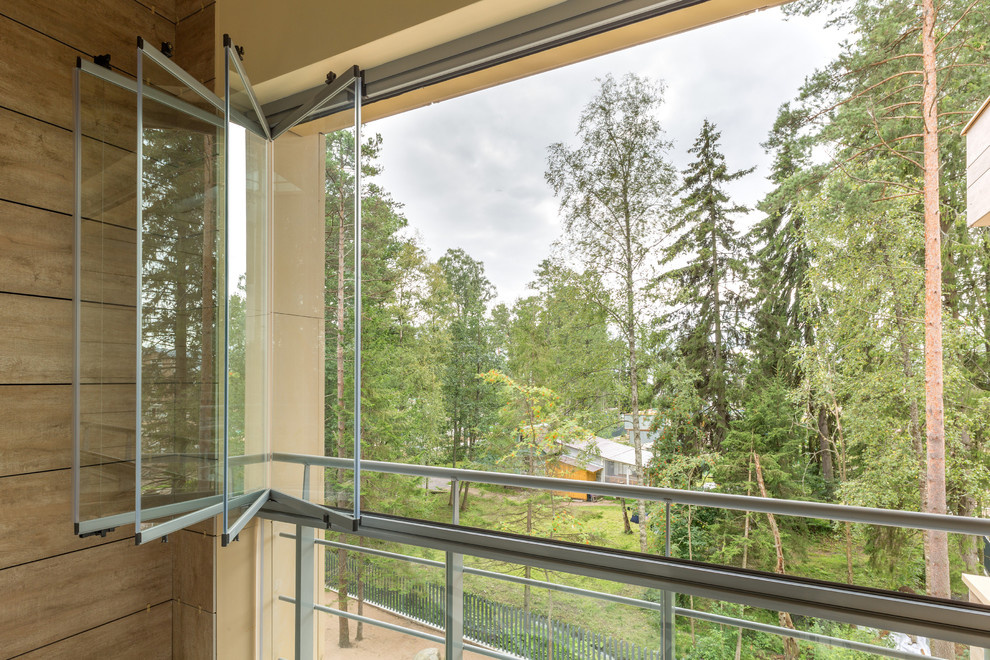 Безрамное остекление МФК Первая Линия. Health Care Resort