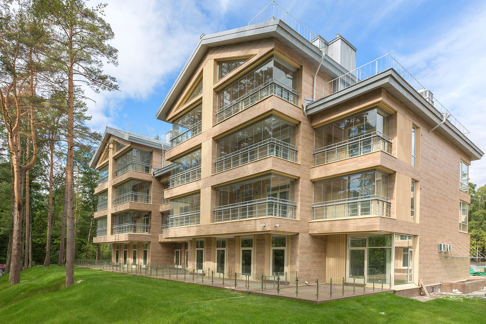 Безрамное остекление МФК Первая Линия. Health Care Resort