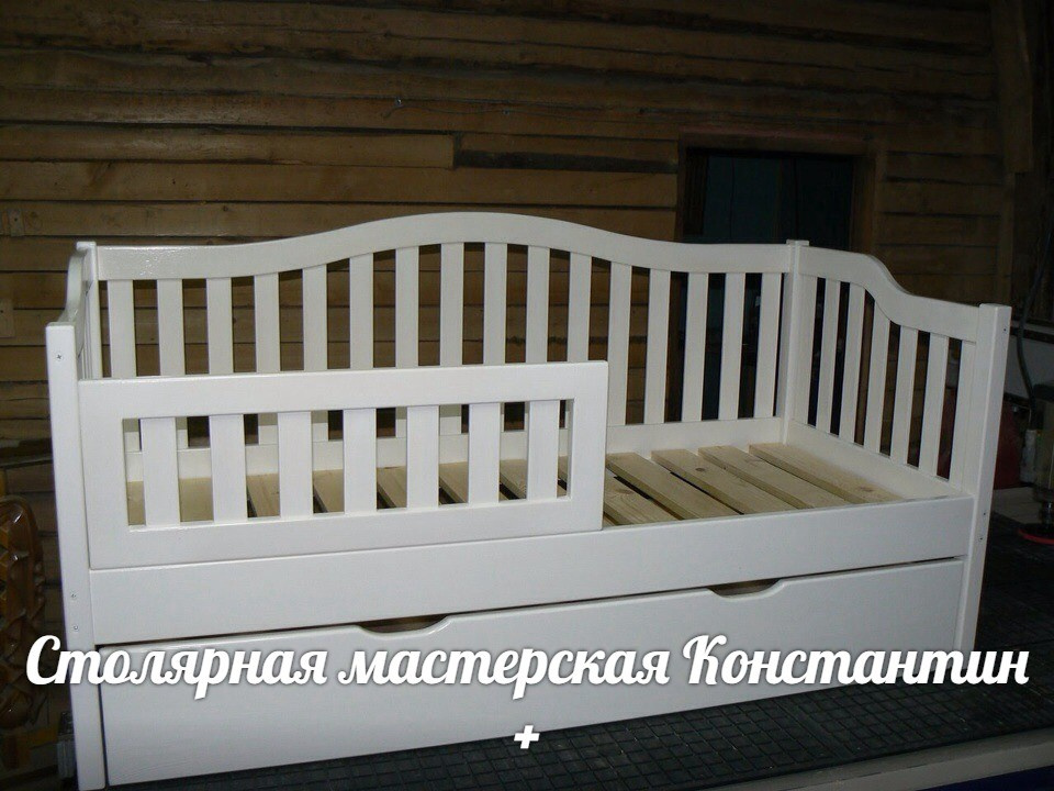 Детская кроватка