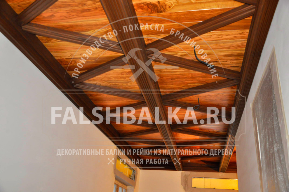 Декоративные балки в КП "Лесной Пейзаж"