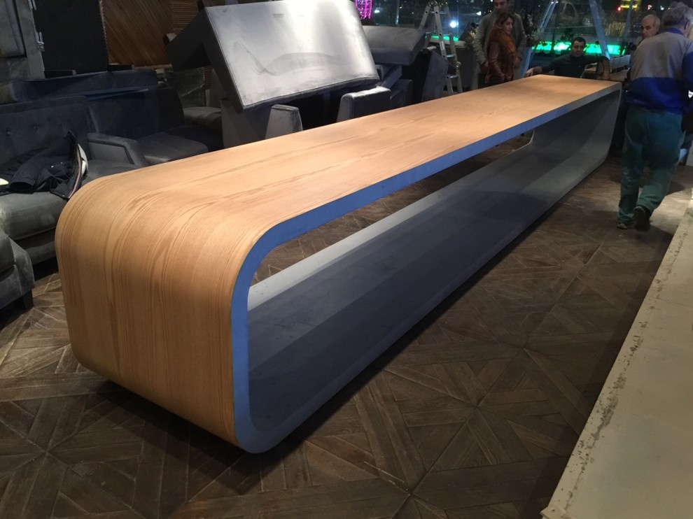 Коммунальный стол в ресторан Раппопорта (ТОТОРО)