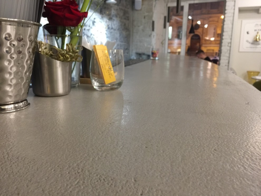 Барная стойка из микробетона