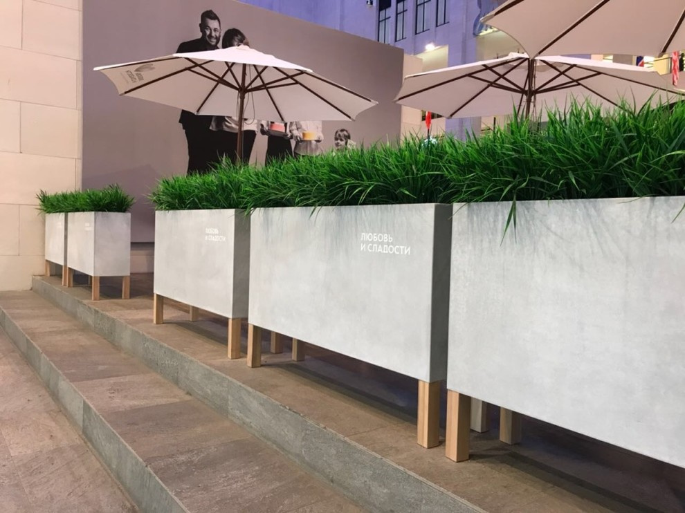 Кашпо из бетона в кофейню "Любовь и Сладости" Москва