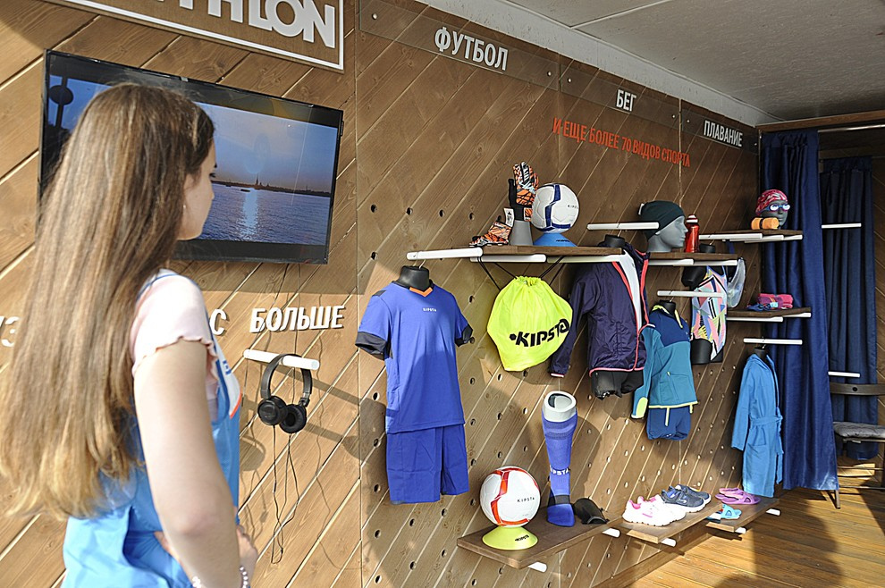 Реализация дизайн-проекта магазина-контейнера "Декатлон" в г. Королёв