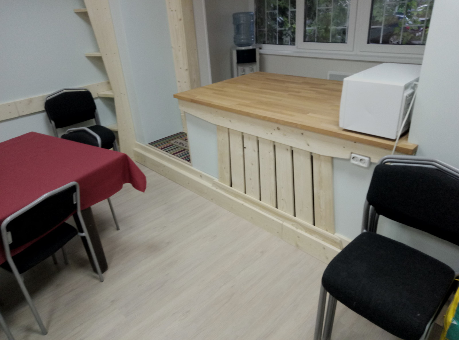 Перепланировка с утеплением балкона в семейном центре