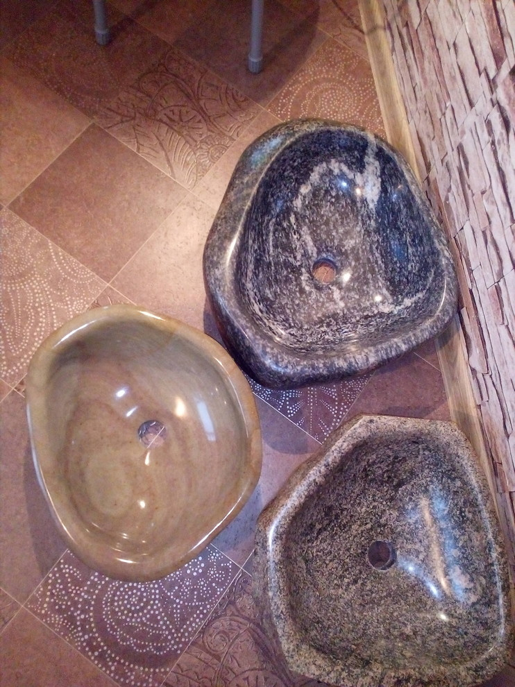 Изготовление раковин из природного камня.