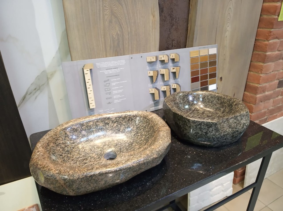 Изготовление раковин из природного камня.